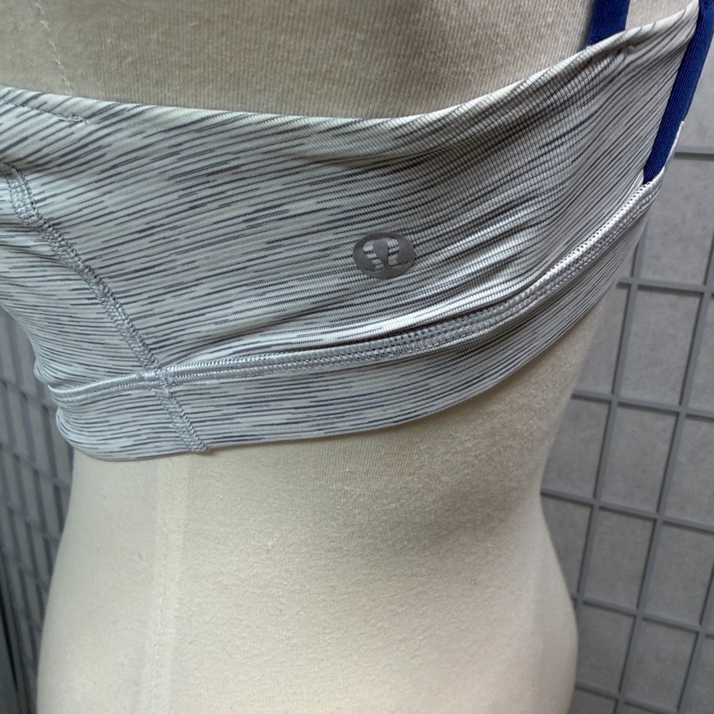 Lululemon Athletica Blue and Gray Cross-Back Bandeau - Picture 2 of 6